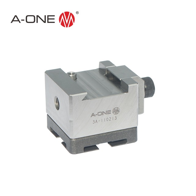 3A-110213 R50燕尾夹